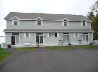 38 Pebble Beach Rd, Colchester, VT 05446