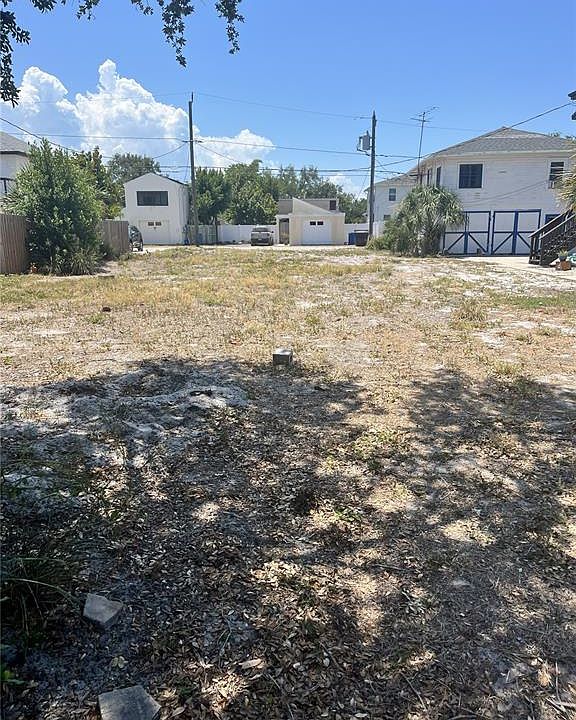 1st image of 146 17TH AVENUE SE LOT 5
