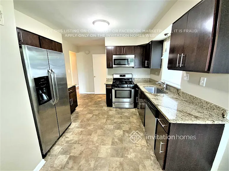 1459 Heidorn Ave — Photo 3