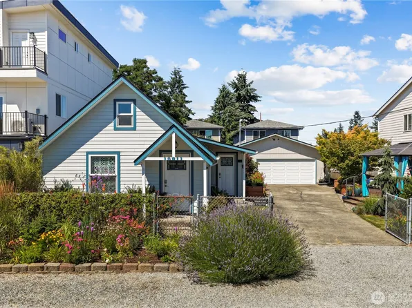 10611 2nd Place SW, Seattle, WA 98146