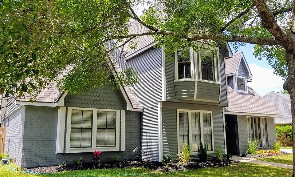 1st image of 3906 W Valley Dr