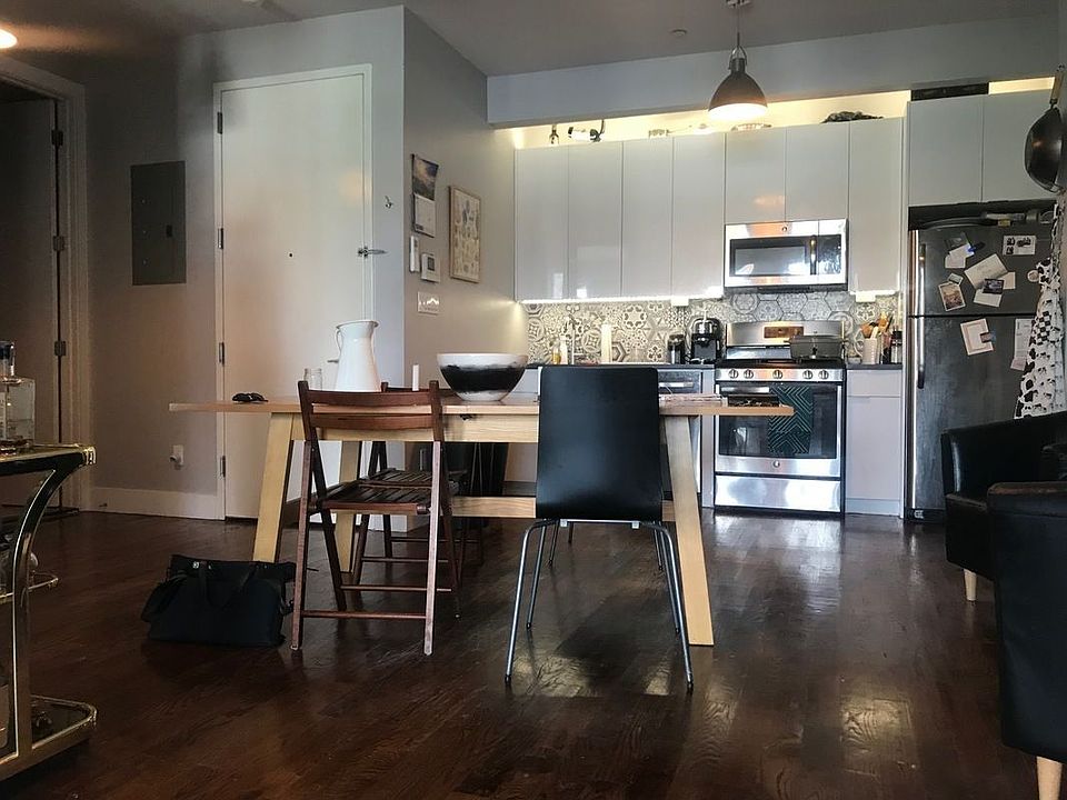 1st image of 911 Broadway #4R