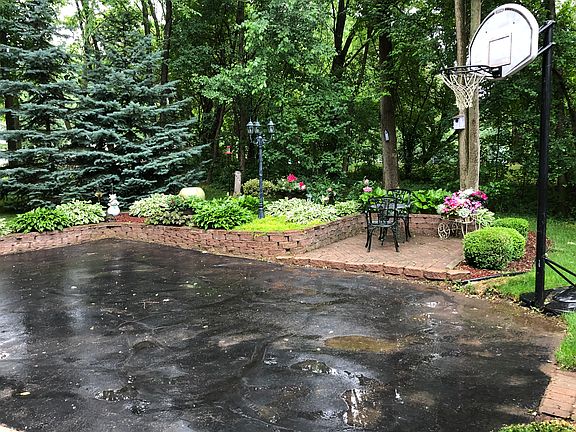 4th image of 6212 N Lochwood Dr