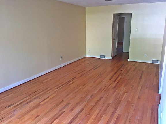 Living & Dining Area