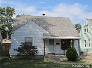 13618 Superior St, Southgate, MI 48195