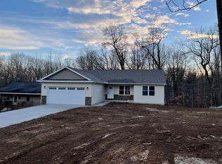 577 Floral Valley W, Howard, OH 43028