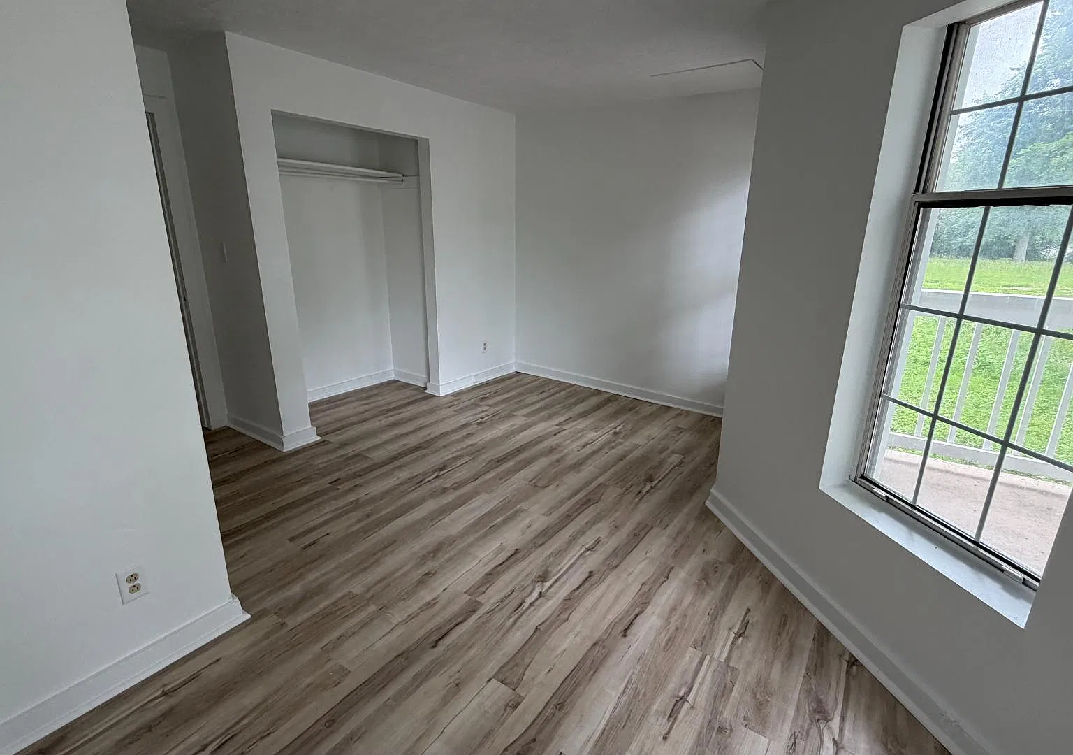 1107 N 4th St - 4 — Photo 2