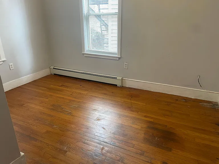 135 Marcella St #2 — Photo 5