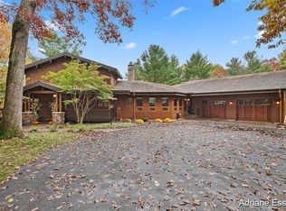 170 Hunter Lake Dr, Gowen, MI 49326