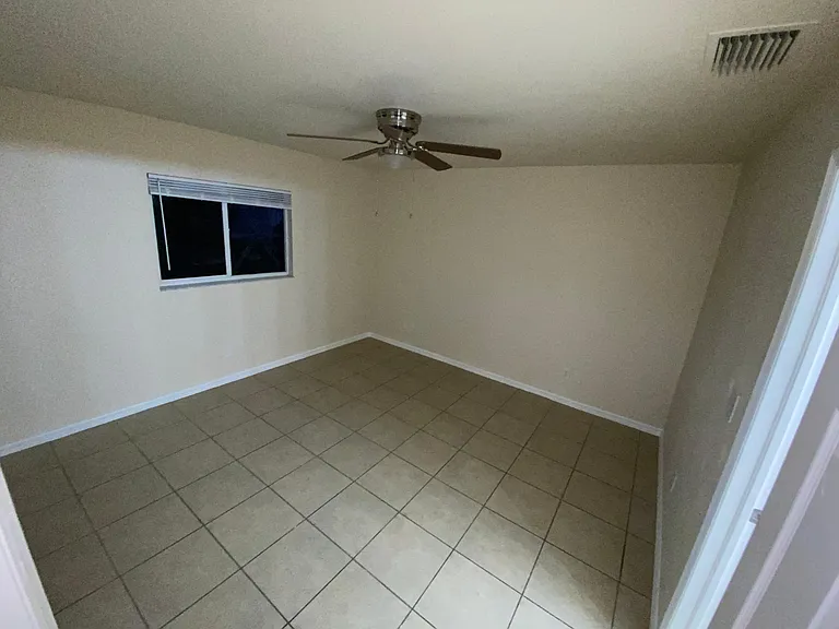 129 Zenith Cir — Photo 10