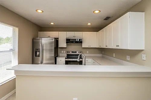 3rd image of 247 Farrington Ln