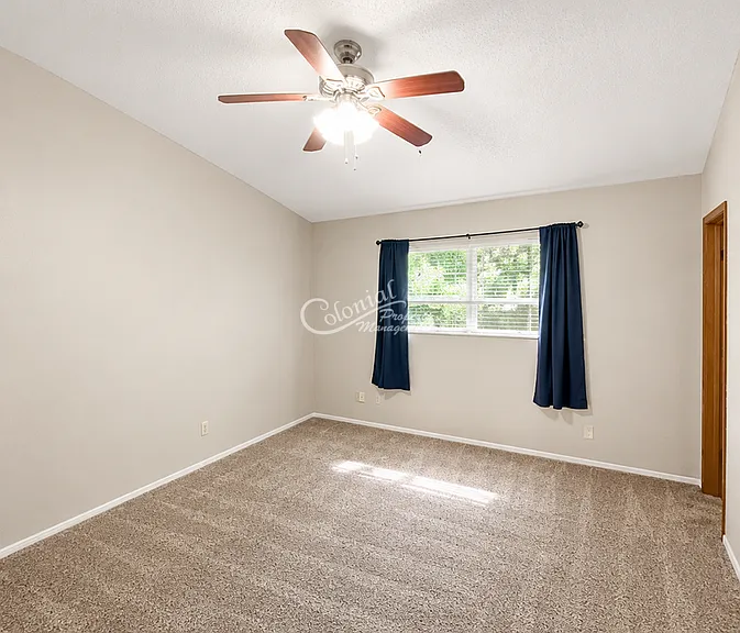 3704 Saratoga Ave — Photo 7