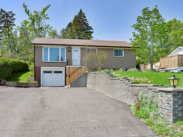 636 Mississaga St W, Orillia, ON L3V 3C6