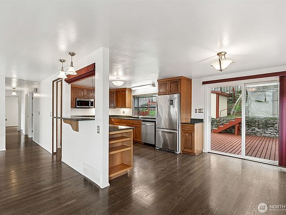4th image of 22628 16th Avenue S