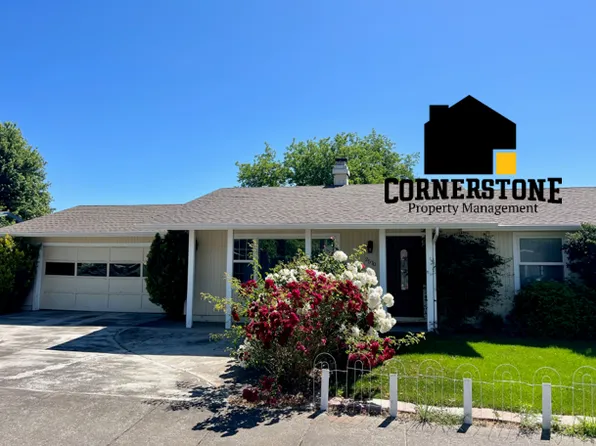 2570 Aztec Ave, Medford, OR 97501