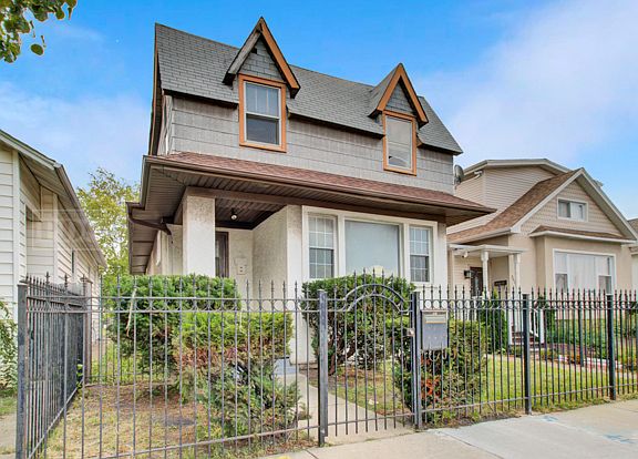 3rd image of 3615 N Kimball Ave #1