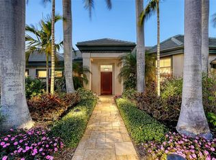 316 W Royal Flamingo Dr, Sarasota, FL 34236