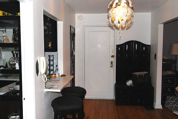 Sold by Superior Realty Service | media 18