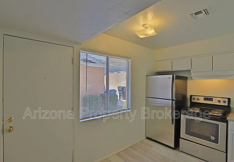 1702 W Vogel Ave #A7 — Photo 5