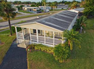 1701 SW 64th Way #1, Boca Raton, FL 33428