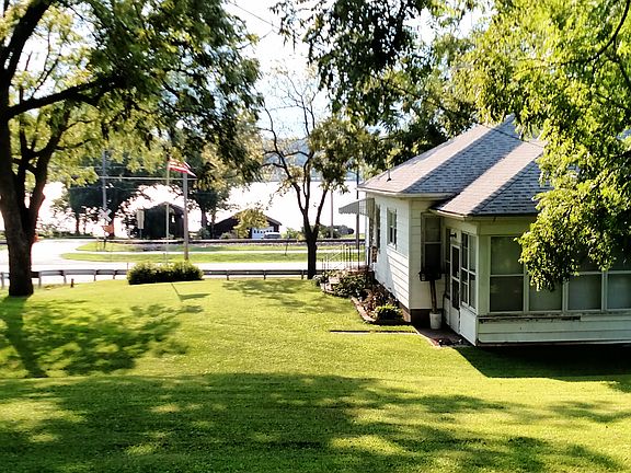 .4 of an acre lot