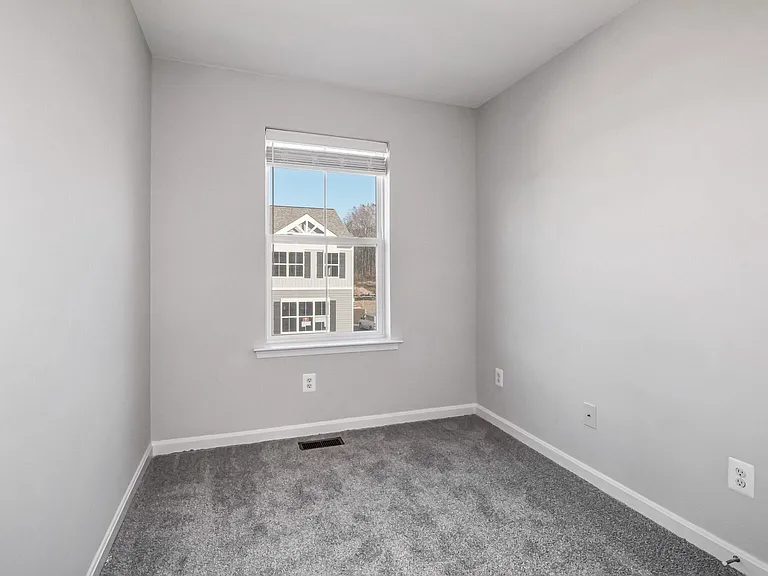 1057 Flint Ct #1 — Photo 8