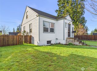 2103 E 21st Street, Bremerton, WA 98310