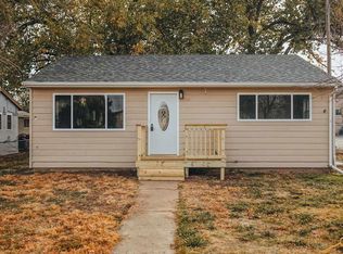 710 Norris St, Wall, SD 57790