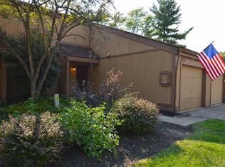 327 Walnut Ln, Mason, OH