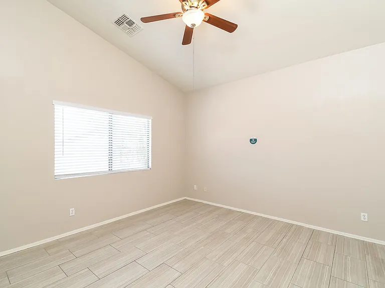 2460 W Tanner Ranch Rd — Photo 9