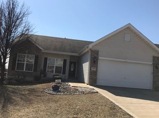 970 Daffodil Ridge Dr, O'Fallon, MO 63366