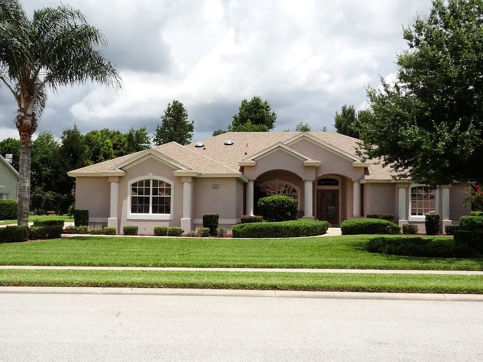1st image of 304 Hammock Oak Cir