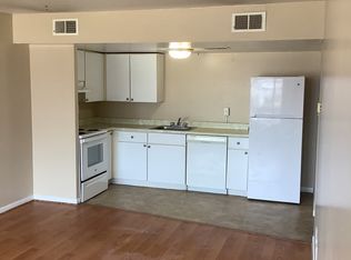 4731 N Galena Rd FL 3, Peoria Heights, IL