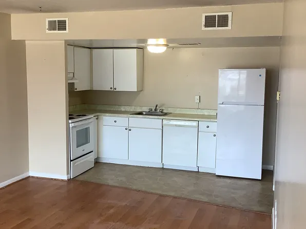 4731 N Galena Rd Fl 3, Peoria Heights, IL 61616