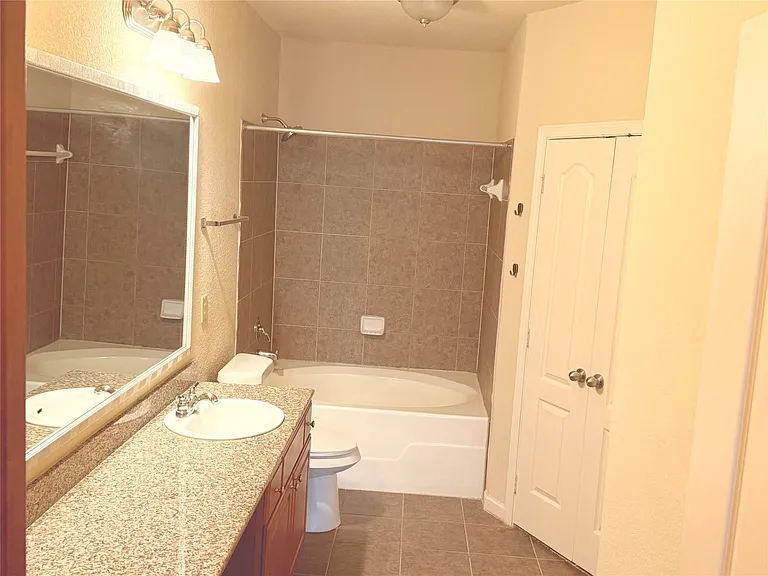 1711 Old Spanish Trl #209 — Photo 15