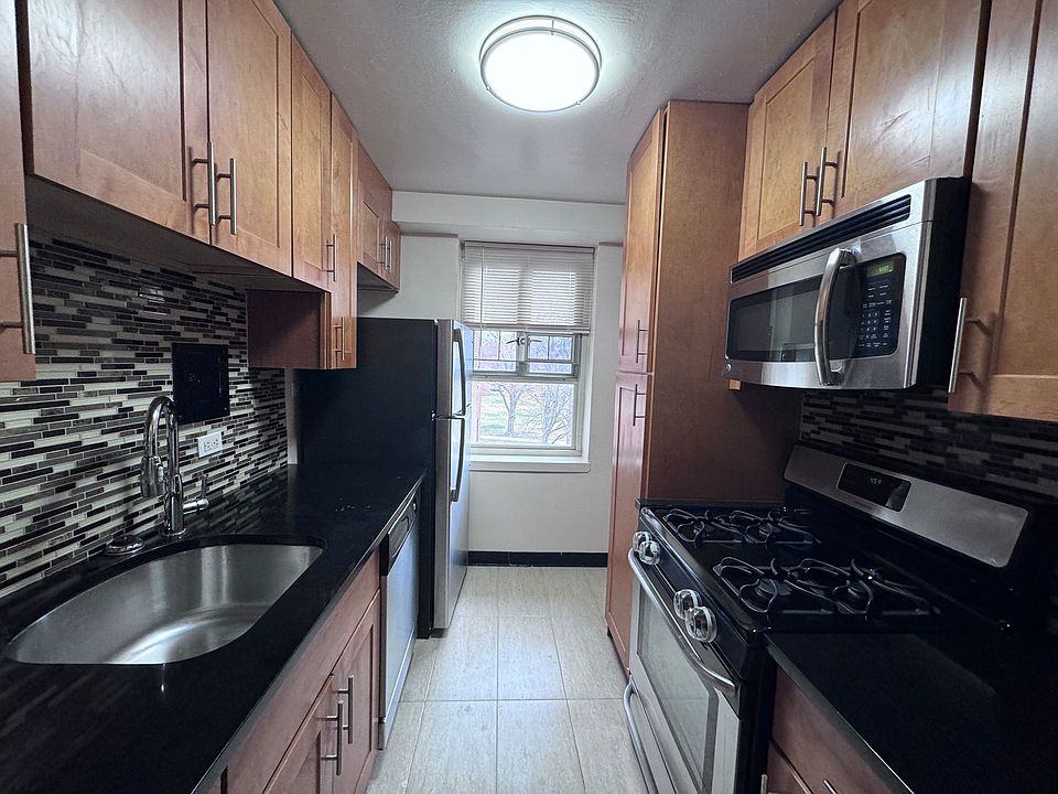 1st image of 188-15 Underhill Ave #4J