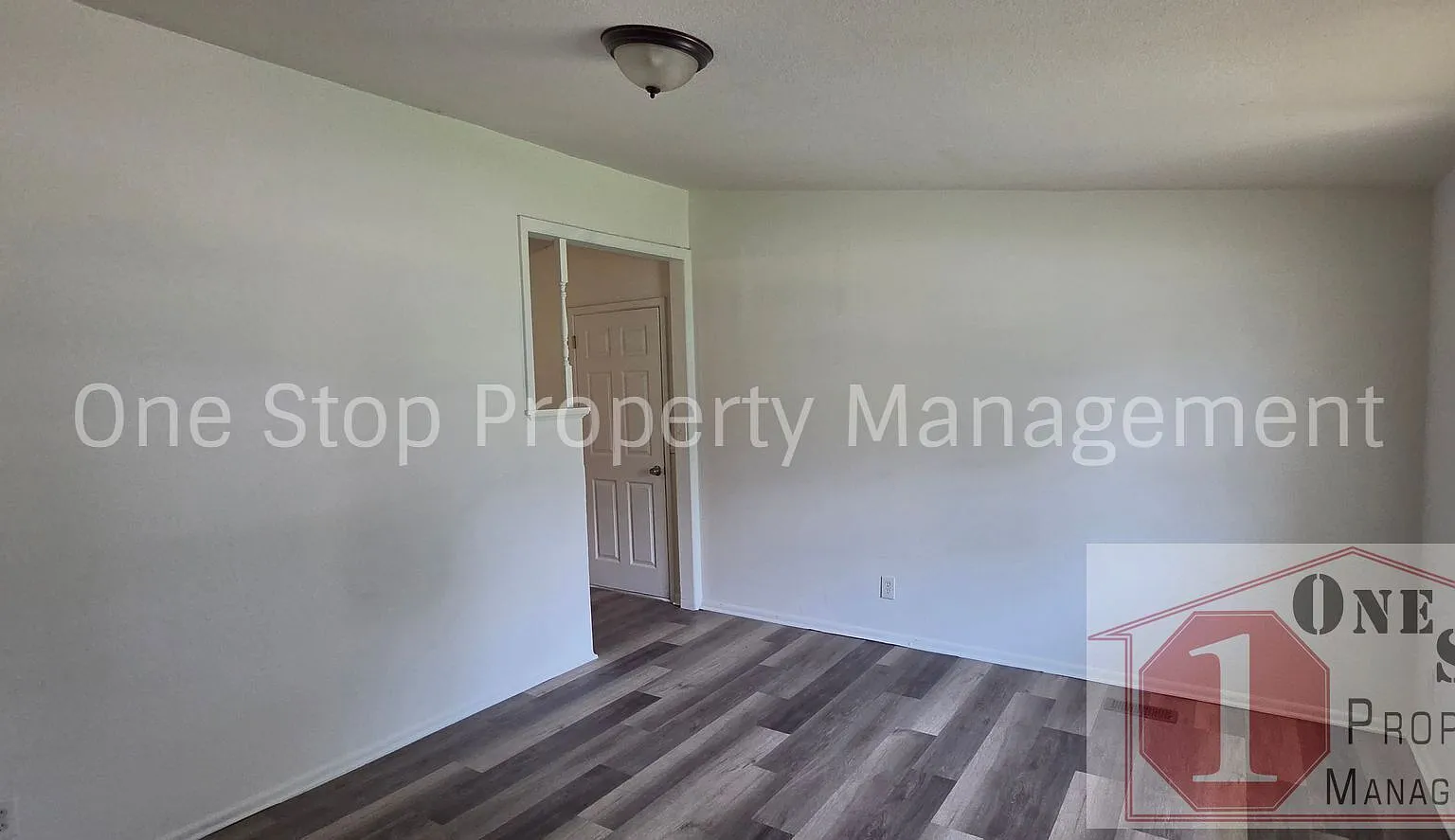 Beautiful 3-bedroom, 1.5-bathroom gem in Independence — Photo 4