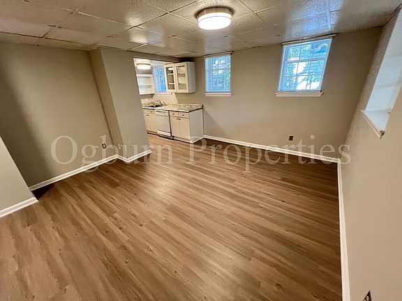 2nd image of 130 Piedmont Ave #C