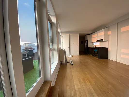 Rented by Nooklyn NYC LLC | media 123