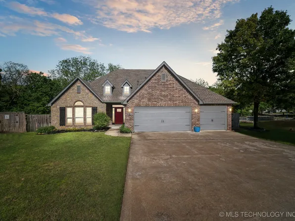 581 W 145th Pl S, Glenpool, OK 74033