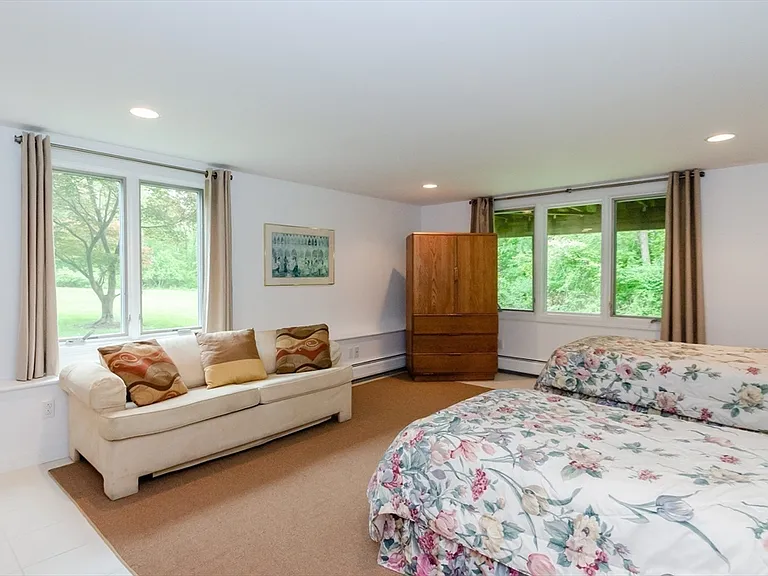 3 Nonquitt Ave — Photo 14