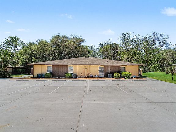 2nd image of 2950 SE 53rd Ct