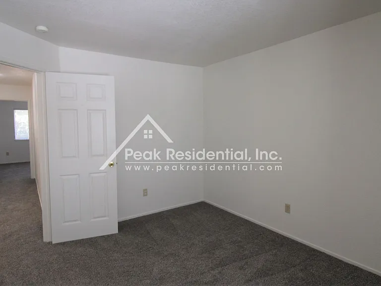 2641 Decker Way — Photo 25