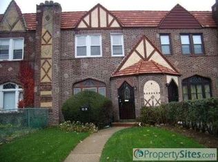 11595 222nd St, Cambria Heights, NY 11411