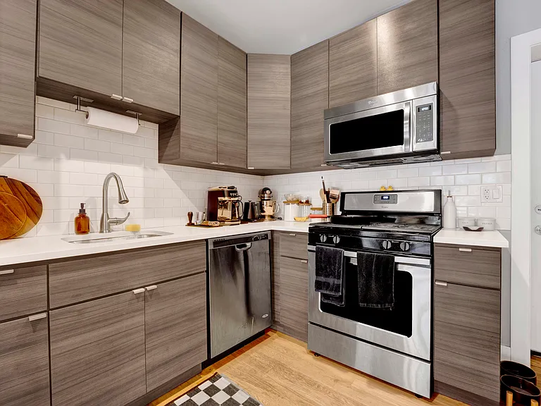 3800 W Altgeld St #203 — Photo 6