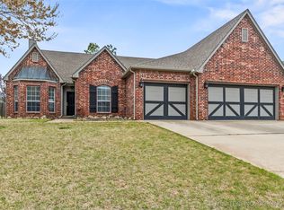 1111 W 115th Pl S, Jenks, OK 74037