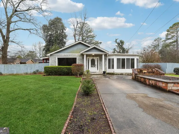 2743 Eastwood Dr, Decatur, GA 30032