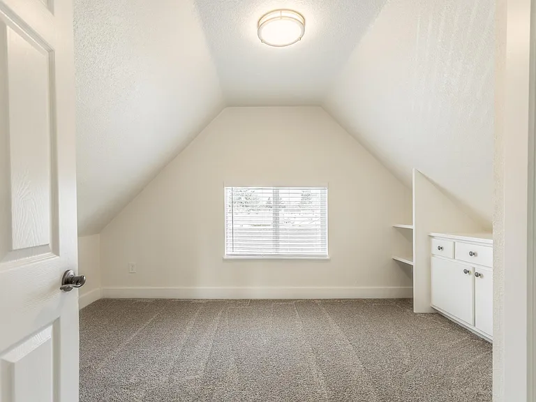1144 SE 85th Ave — Photo 11