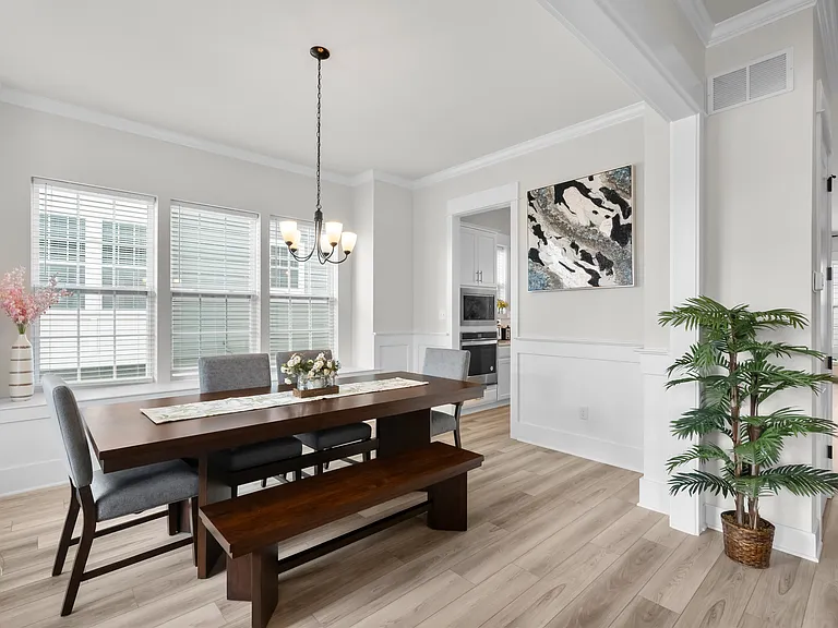155 Lotus Ln — Photo 36
