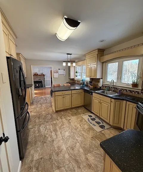 12 Melanie Ln — Photo 6